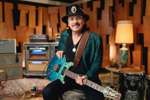 Carlos Santana zkolaboval přímo na pódiu