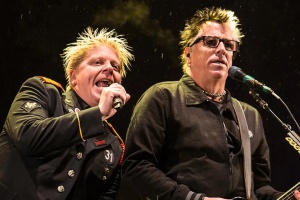Děsivý zážitek členů THE OFFSPRING - jejich auto zachvátily plameny!
