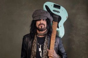 Nikki Sixx z MÖTLEY CRÜE složil ústřední song pro hororový thriller
