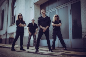 BLIND GUARDIAN jako architekti zkázy v záři neonů