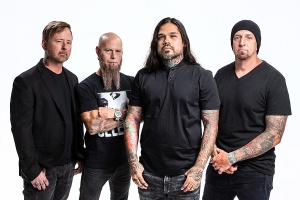 DROWNING POOL – Nervní a tvrdší než kdykoliv dřív