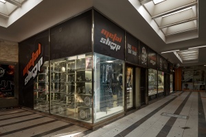 METALSHOP PRAHA znovu roste! Otevírá novou merchandise zónu