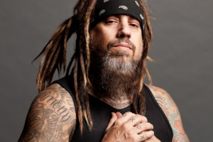Fieldy z KORN: „Každý jsme teď někde jinde“