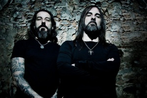 Kristus zahnívá i v adventu – ROTTING CHRIST servírují nečekané EP