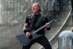 James Hetfield z METALLIKY varuje před podvodníky na sociálních sítích