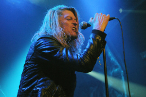 Zpěvák PUDDLE OF MUDD byl opět zatčen