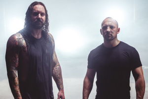 Tim Lambesis z AS I LAY DYING představuje bokovku BORN THROUGH FIRE