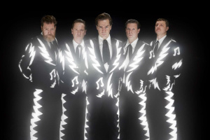 THE HIVES vydají po jedenácti letech nové album: „Vyspělej rock´n´roll je blbost!“