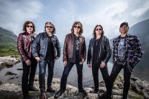 EUROPE na obálce Sparku i na Masters of Rock!