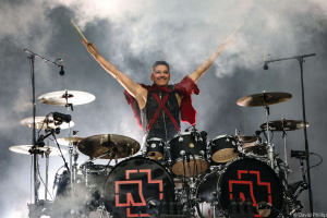 Bubeník RAMMSTEIN: „Till se od nás v posledních letech distancoval.“