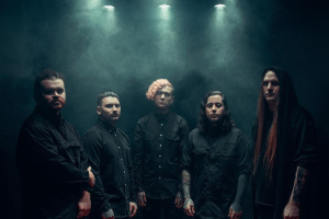 Znovuzrození všeho. LORNA SHORE se předvede v Praze v rámci headline show ve špičkové kondici