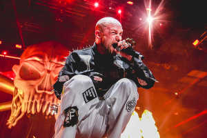FIVE FINGER DEATH PUNCH jsou zpátky na pódiu v plné síle