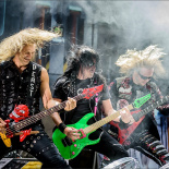 RDK_1564_Beast_in_Black