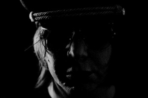 Whiplasher z DEATHSTARS: „Nebýt v kapele by mi prospělo.“