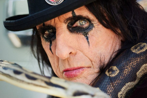 Alice Cooper: „Koncertní adrenalin je skoro jako droga.“