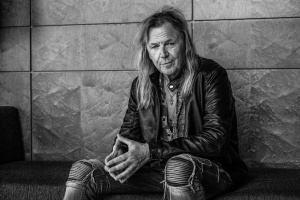 Neskutečný Ronnie Atkins – třetí album za tři roky