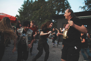 Kafest pošesté: Thrashový uragán v pražské Modré Vopici