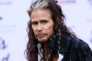 Frontman AEROSMITH čelí obvinění ze sexuálního napadení, ke kterému mělo dojít před padesáti lety
