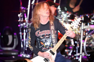 Biografie legendárního kytaristy JUDAS PRIEST: Jak K.K. Downing málem přišel o oko