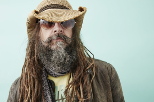 Rob Zombie v kapele vítá původního basáka