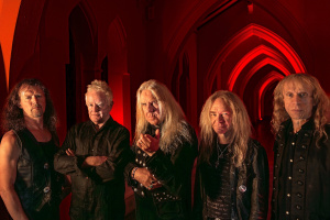 Svatá trojice na pódiu – SAXON na turné spolu s URIAH HEEP a JUDAS PRIEST 