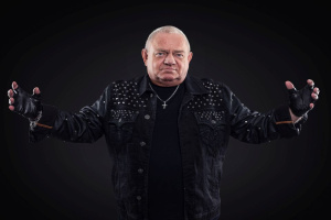 Udo Dirkschneider je headlinerem Ostravy v Plamenech. Ta slaví 10 let metalové jízdy