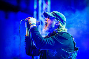 Březnový Spark uvádí: „Nikdo mě nebral vážně,“ říká Marc Grewe o vyhazovu z MORGOTH.