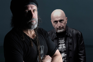 Druhá z čerstvé kolekce chrochtaček SIX FEET UNDER je tu