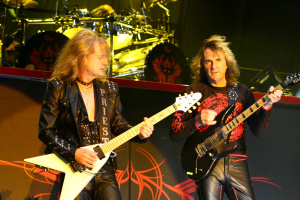 Biografie legendárního kytaristy JUDAS PRIEST: O věčných bojích s Glennem Tiptonem