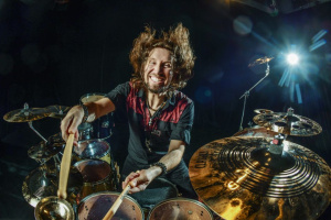 Dubnový Spark uvádí: Miloš Meier – „Při koncertě DYMYTRY v O2 areně mi tekly slzy.“