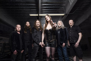Tuomas Holopainen rozebírá nový singl NIGHTWISH v dokumentu o tvorbě „Yesterwynde“