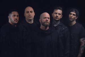 Znovuzrození ALL THAT REMAINS - šest let od smrti svého kytaristy vydávají nový singl s klipem