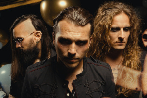 Květnový Spark uvádí: REACH – „Musíme hrát za hranicemi, nemáme na výběr.“