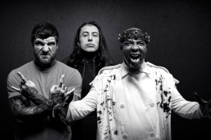 FALLING IN REVERSE spoluprací s Alexem ze SLAUGHTER TO PREVAIL ohlašují nové album