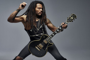 Mr. Cool Lenny Kravitz vydává nové album a zahraje na finále Ligy mistrů