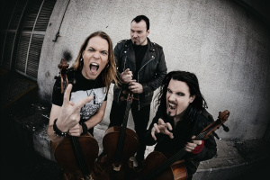APOCALYPTICA vydává „novou METALLIKU“ a ve čtvrtém singlu oživuje Cliffa Burtona