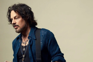 Do Olomouce míří Richie Kotzen