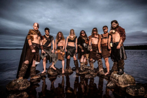 BROTHERS OF METAL oslavili slunovrat nezvyklým vikinským kusem