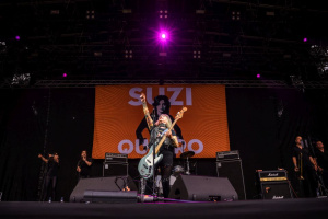 Festival Benátská! včera nabídl zahraniční hvězdy Suzi Quatro, Slade a Scooter