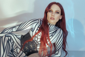 Červencový Spark uvádí: Fabienne (ILLUMISHADE) – „Je snazší nás hejtovat než jít a něco tvořit.“