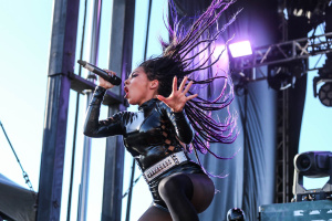 Carla Harvey odchází z BUTCHER BABIES