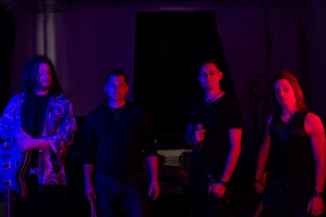 O čem sní ledňáčci? Napoví nové album pražských PORCELAIN SHARDS