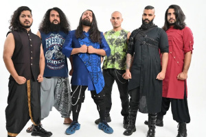 BLOODYWOOD ohlašují druhé album a servírují extra kořeněnou metalovou směs