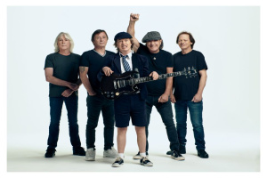 Prosby vyslyšeny! AC/DC míří v červnu do Prahy!
