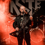 01_Laid to Waste_0006