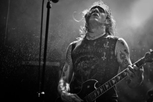 Kniha USBM: „Své první blackmetalové desky jsem reklamoval, nevěděl jsem, že to má znít takhle špatně,“ vzpomíná Blake Judd z NACHTMYSTIUM