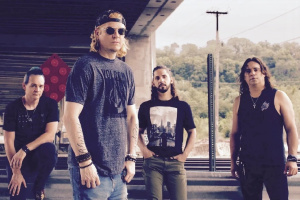 Nové album výtržníků PUDDLE OF MUDD bude autentické i léčivé