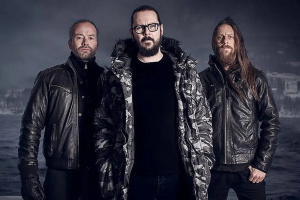 „Pokud budou hvězdy ve správné konstelaci, třeba něco vyplodíme,“ řekl Ihsahn o budoucnosti EMPEROR