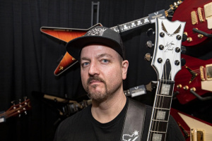 Kytarista HATEBREED kvůli nádoru opustil turné, koncerty v Ostravě a na Basinfirefestu však ohroženy nejsou
