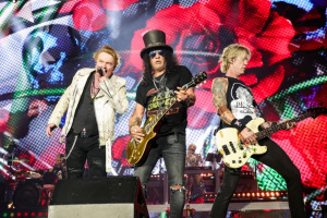 Poslední vstupenky na GUNS N'ROSES tuto neděli jsou v prodeji!